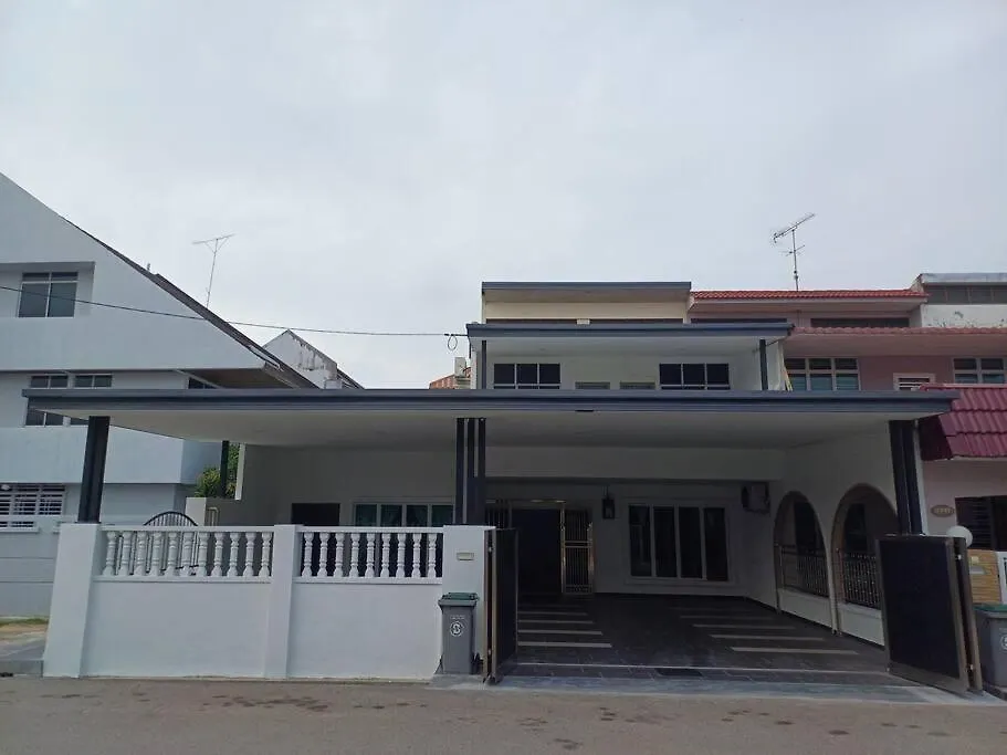 Homely Homestay Malacca Taman Seaview 0*,  Malaysia